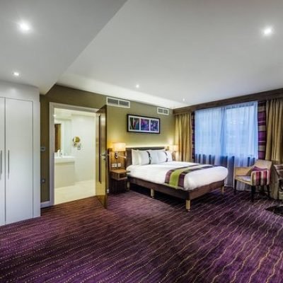 Hospitality-Furniture-supplier-sunny-bk-for-Holiday-INN-WATFORD-LONDON-4-STAR-HOTEL-2