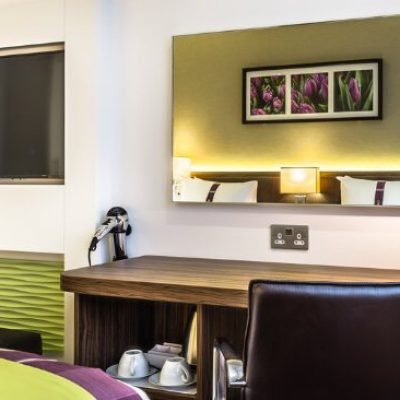 Hospitality-Furniture-supplier-sunny-bk-for-Holiday-INN-WATFORD-LONDON-4-STAR-HOTEL-3